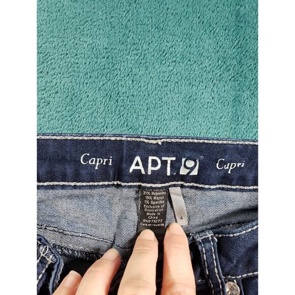 Apt 9 Jeans Size 4 Womens Blue Pants Stretch Denim Ladies Mid Rise Capri - Picture 3 of 11